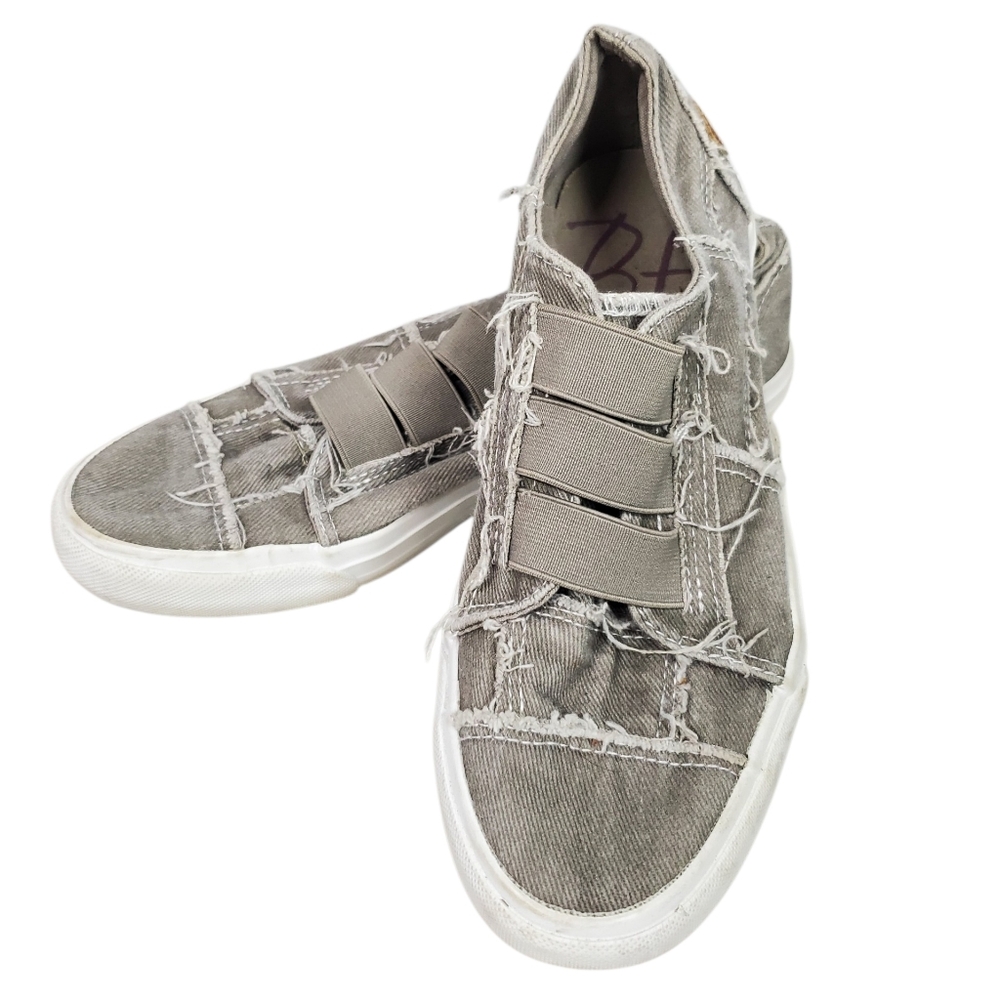 Blowfish Malibu Slip On Shoe Womans Wize 7.5 Grey Distressed Grunge Stretch